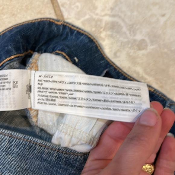 NEW! Abercrombie Kids Mid-Rise Shortie Denim Shorts 17/18 Girls - Picture 3 of 7